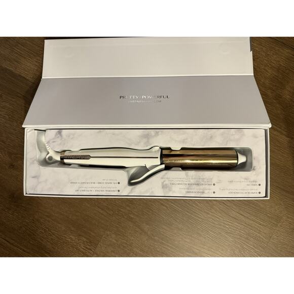 Kristin Ess Soft Wave 1 1/4” Curling Iron – Titanium Barrel | Used in Box - Picture 9 of 13